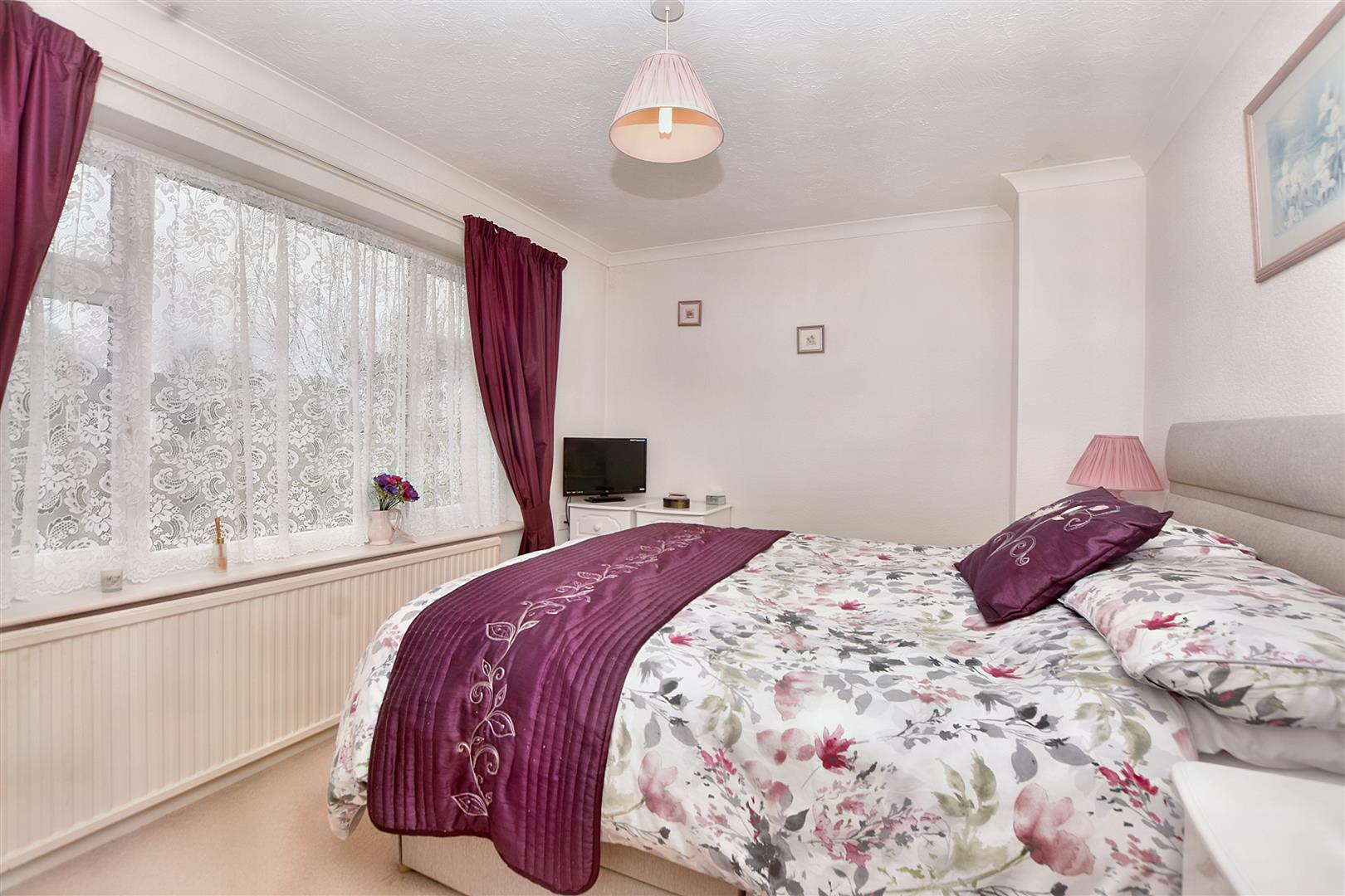 Property Details for Ruskin Road, Eastbourne Town Property Estate Agents. Eastbourne East